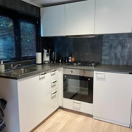 Uniek Op De Veluwe, In Bosrijke Omgeving. Putten